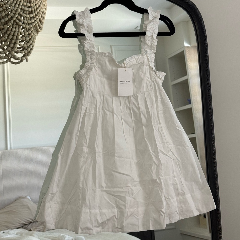 Chic White Ruffled Mini Dress